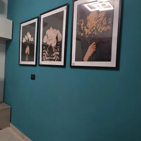 Domus Fra إيغليزياس